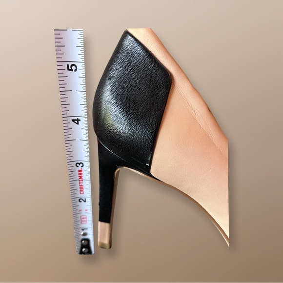 Ann Taylor pointy toe heels - Picture 3 of 6